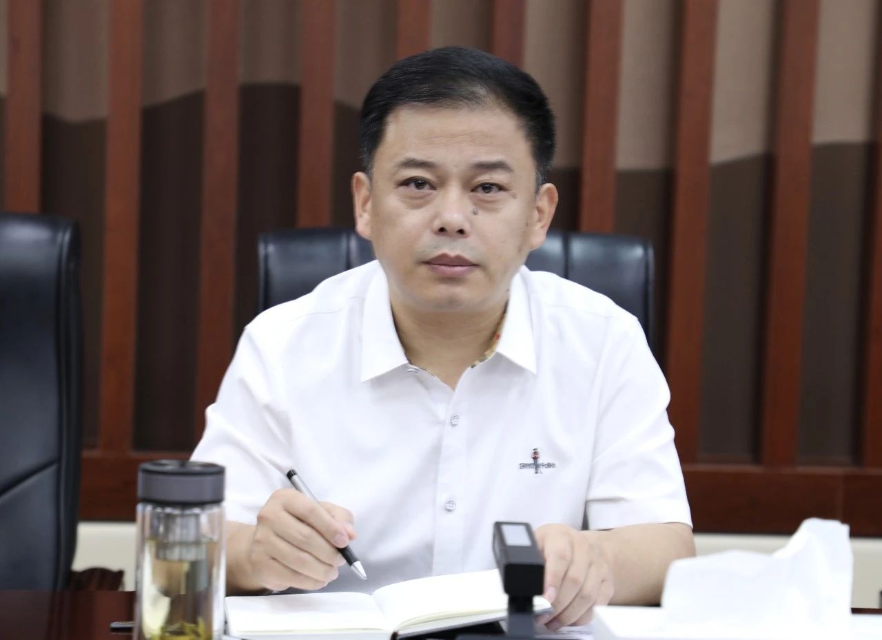 全面總結(jié) 系統(tǒng)部署——宏河集團(tuán)召開2025 年第三季度安全工作會議暨7月份總經(jīng)理安全辦公1